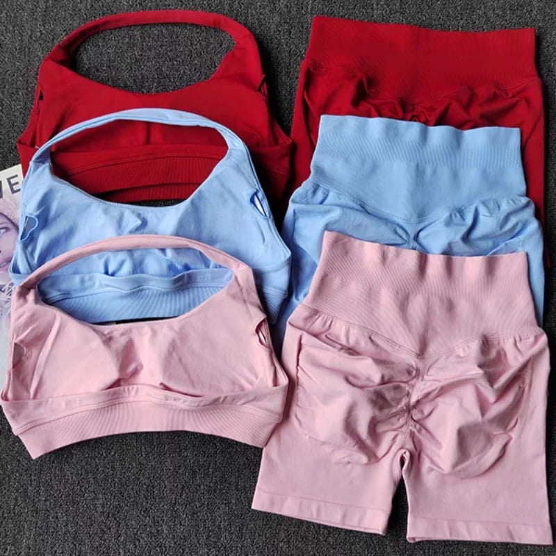 Women's Seamless Yoga Gym Set — Halter Sports Bra & Shorts Workout Outfit | Free UK Delivery
