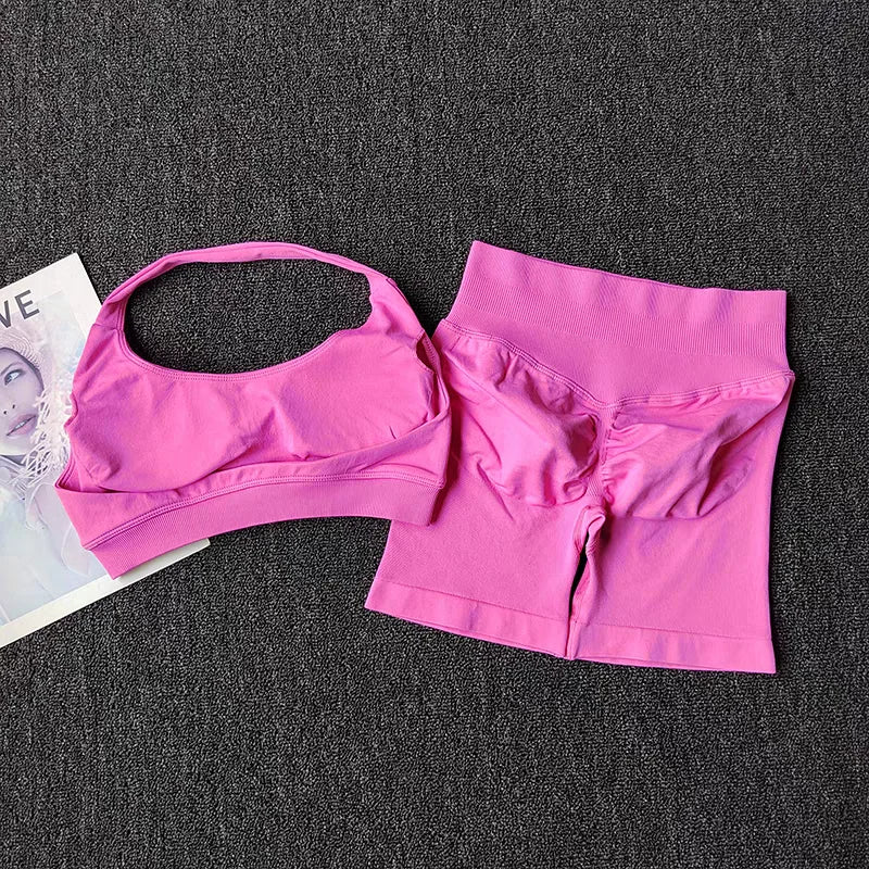 Women's Seamless Yoga Gym Set — Halter Sports Bra & Shorts Workout Outfit | Free UK Delivery