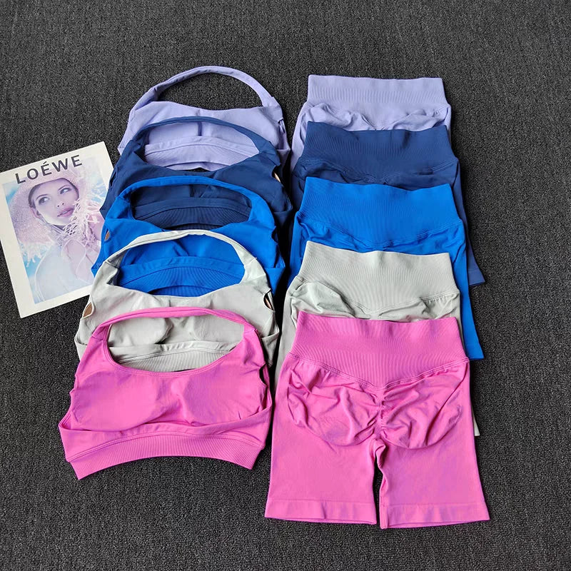 Women's Seamless Yoga Gym Set — Halter Sports Bra & Shorts Workout Outfit | Free UK Delivery