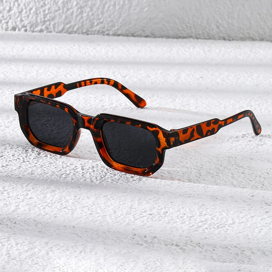 Vintage Rectangle Sunglasses — UV400 Retro Eyewear for Women | Free UK Delivery